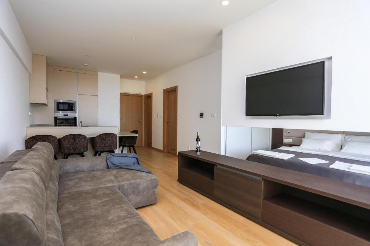 Apartments Lux Budva Exterior foto