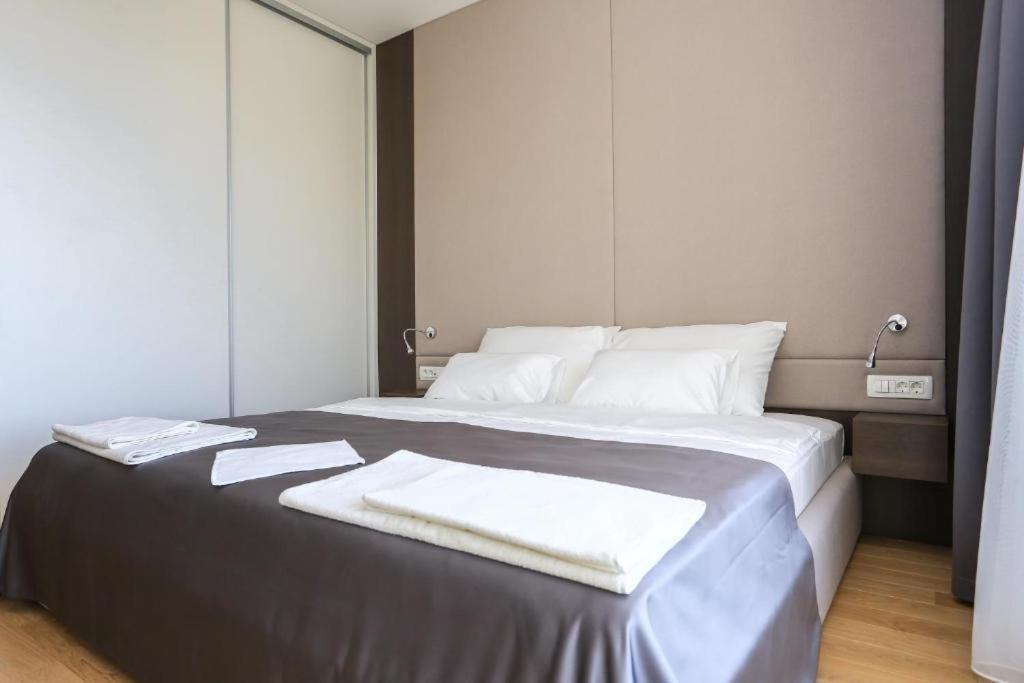 Apartments Lux Budva Zimmer foto